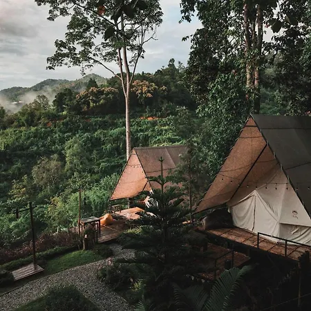 Camp Mai Mee Chue Hotel Pong Yaeng Exterior photo
