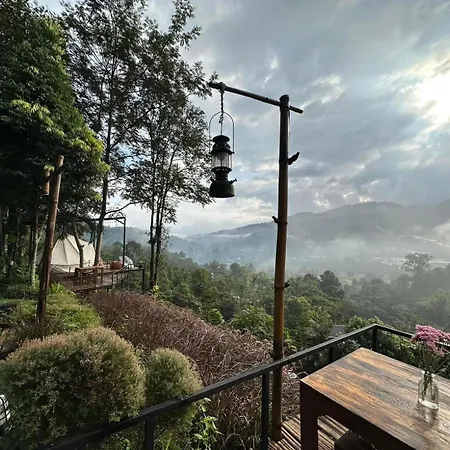 Camp Mai Mee Chue Hotel Pong Yaeng Exterior photo